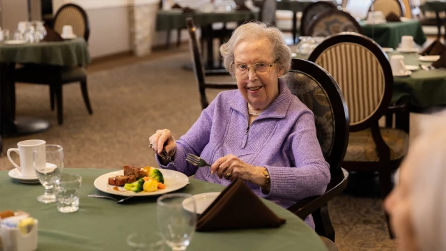 Healthy Eating After 60: A Guide for Seniors with Dietary Restrictions